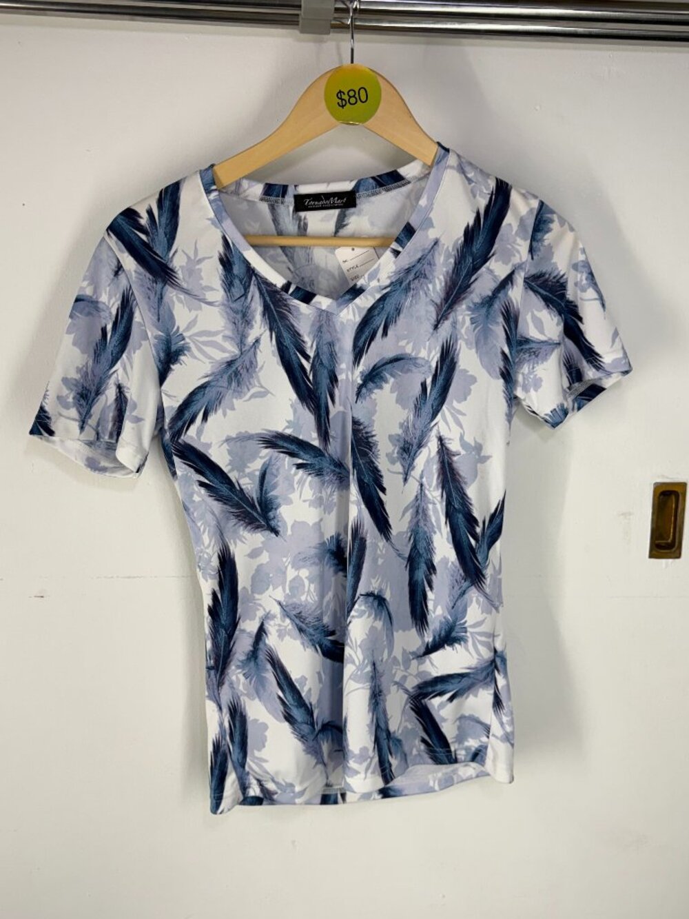 tornadomart japanese import tee shirt small
